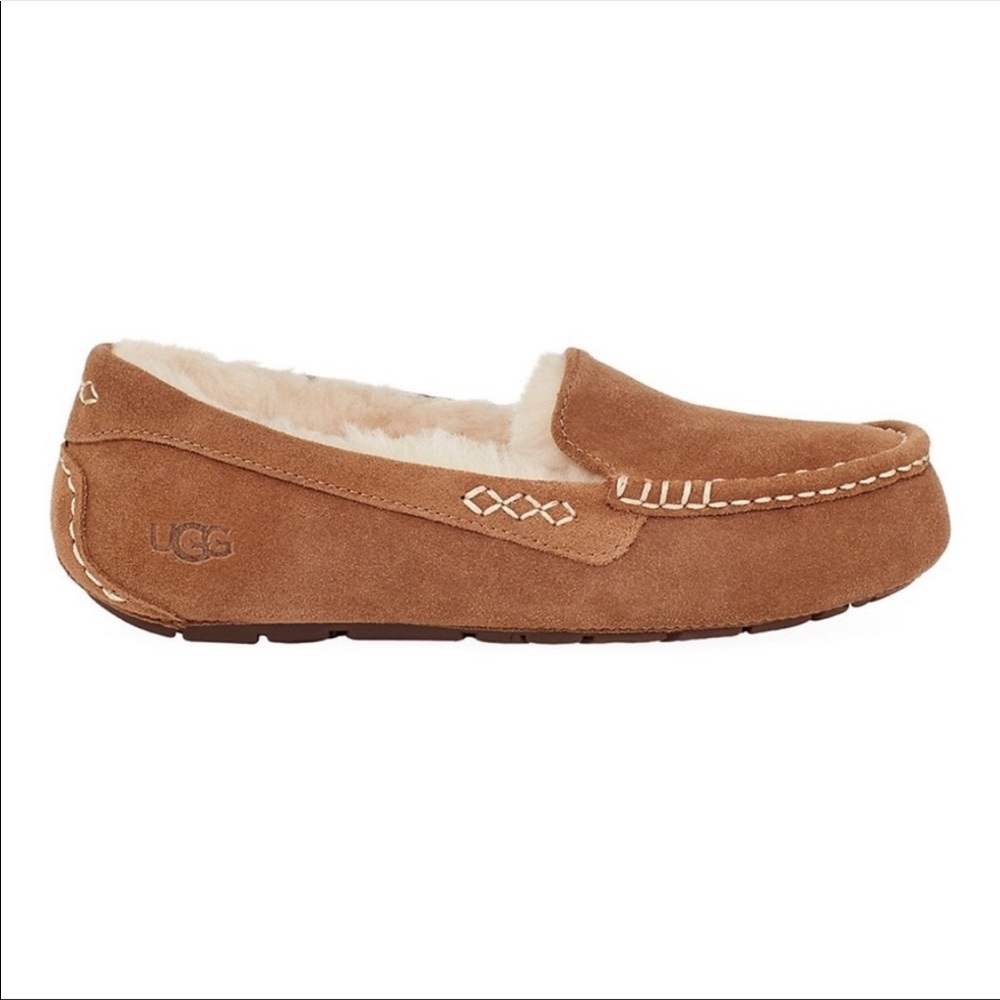 Ansley UGG slippers size 7